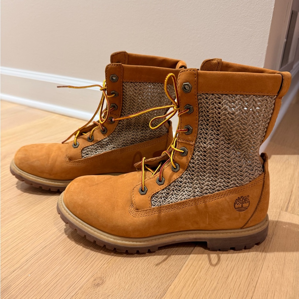 Timberland Women’s Lace-Up Boots Size 10 – Tan Leather & Knit Fabric - Picture 3 of 7